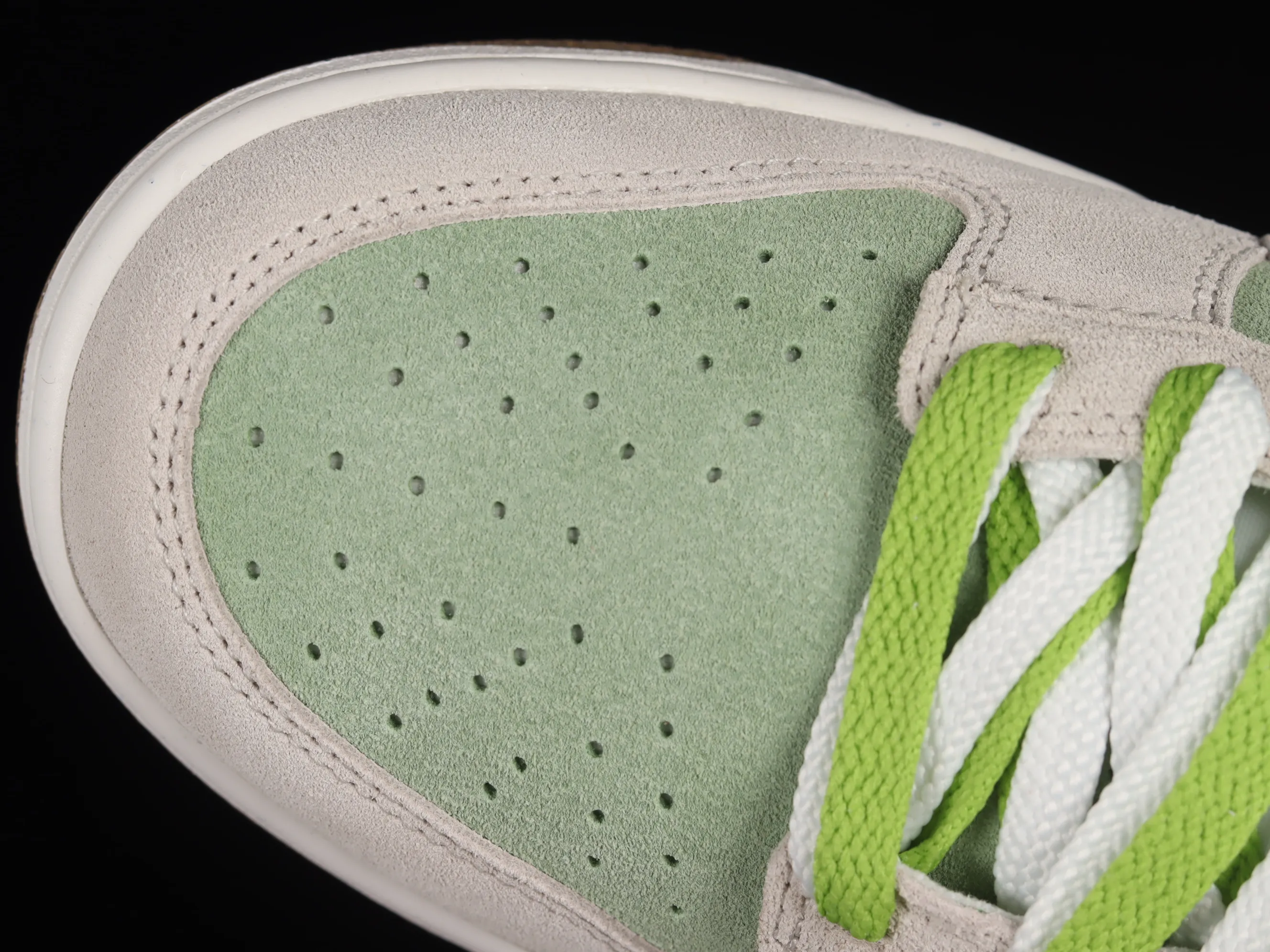All categories Nk SB Dunk series Nk SB Dunk Low low-top sneakers Nk SB Dunk Low "85" white and green double hook SB low-top sports and leisure sneakers DO9457-116